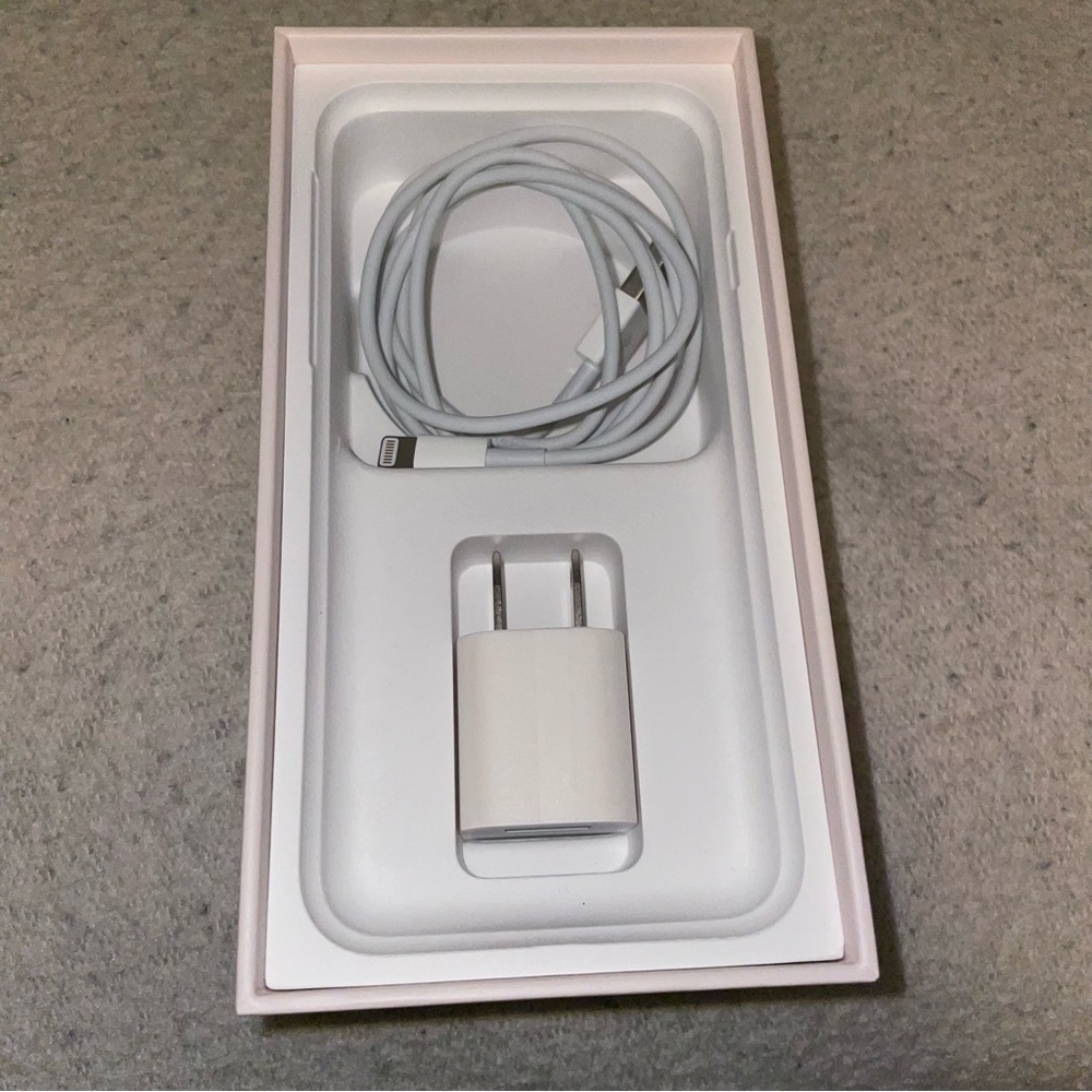 iPhone Charger 5W Power Adapter + Cable (Box Not Included)